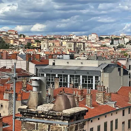 Unique! Maison Sur 1 Toit Avec Vue Extraordinaire! Appartamento *